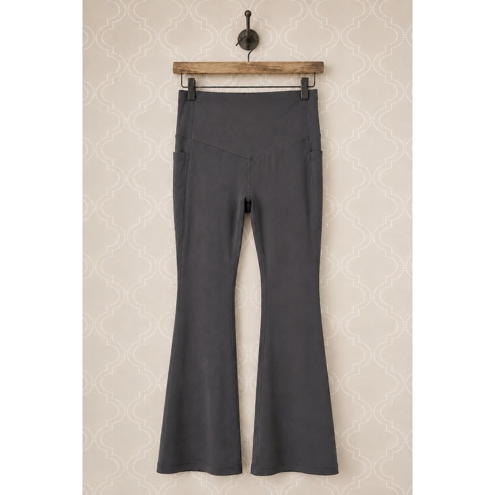 Halara Flare Leggings Crossover High Waist Side Pockets Gray Size L NWT